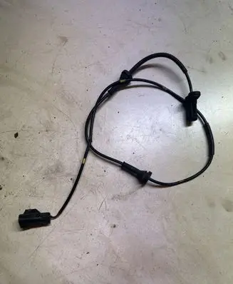 Volvo XC90 ABS brake wheel speed sensor 30773737