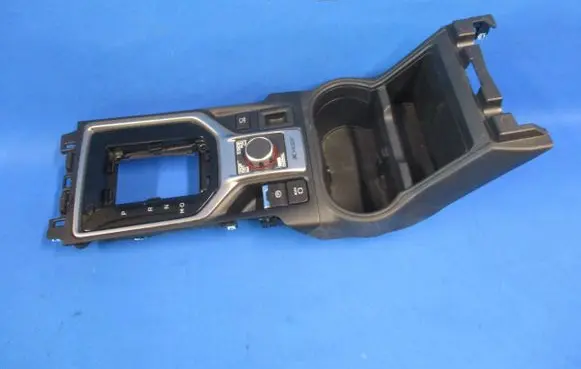 Subaru Forester SK Center console 