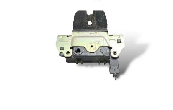 Opel Astra H Tailgate/trunk/boot lock/catch/latch 495058724 13117285