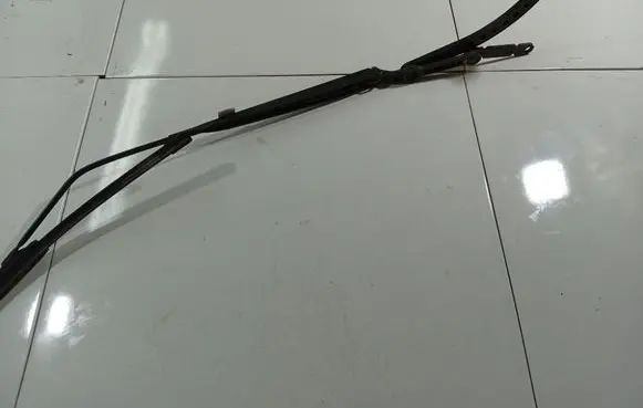 Renault Scenic II - Grand scenic II Front wiper blade arm 8200113231