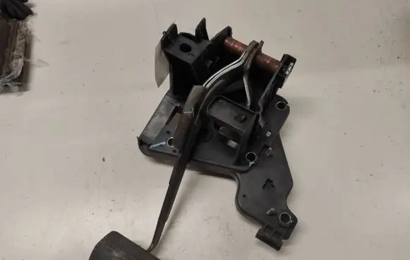 Citroen C6 Brake pedal 9660185780 20682225 9660180580
