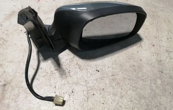 Suzuki Swift I Front door electric wing mirror 8470162J20