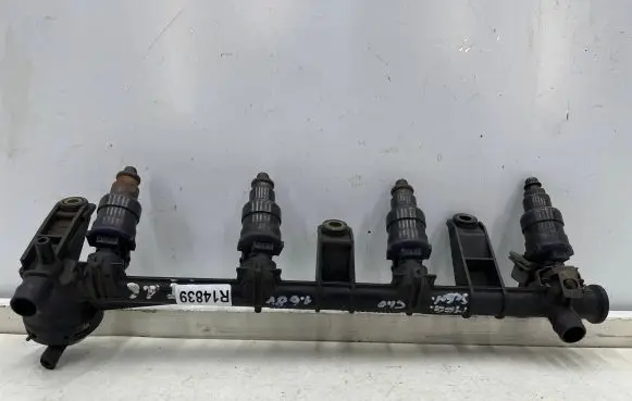 Renault Megane I Fuel main line pipe 7700864726