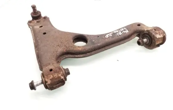 Opel Zafira A Front lower control arm/wishbone