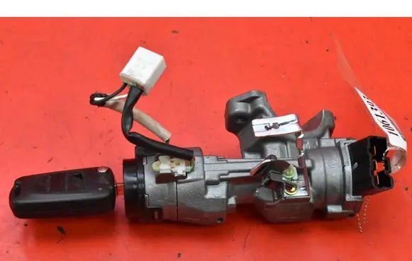 Hyundai i20 (PB PBT) Ignition lock 