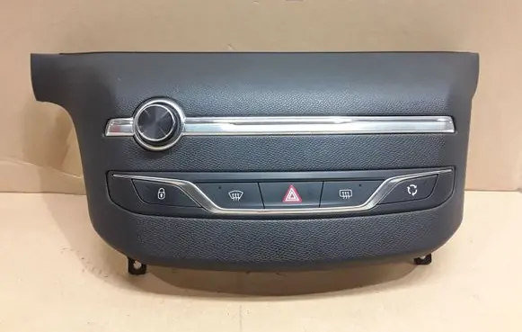 Peugeot 308 Central console control unit 96777660