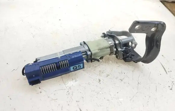 Audi Q5 SQ5 Tailgate/trunk/boot lift motor 8R0827852A 0226C C280109