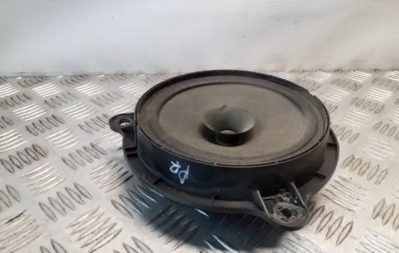 Renault Trafic III (X82) Front door speaker 577449