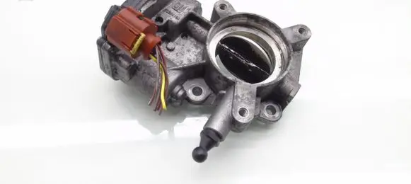 Opel Zafira C Throttle body valve 55564164