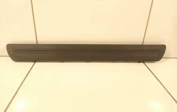 Audi Q7 4L Front sill trim cover 4L0853793
