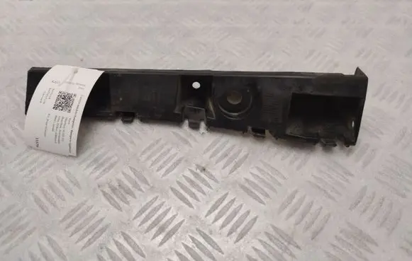 Ford Mustang VI Front bumper mounting bracket FR3B16C067AC
