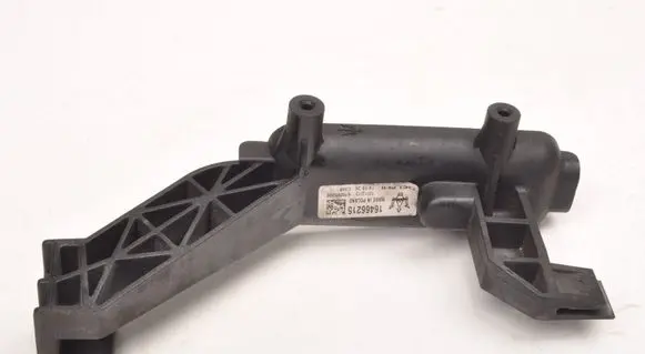 Maserati Ghibli Radiator mount bracket 16466215
