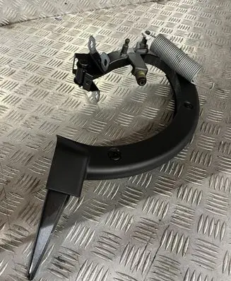 Audi A5 Tailgate hinge VW28059
