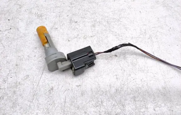 Volvo V60 Windshield washer fluid level sensor 9659757080 9643727780