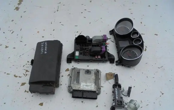 Opel Insignia A Engine control unit/module ECU