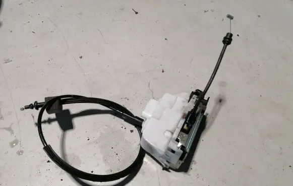 Citroen C2 Front door lock 52187680
