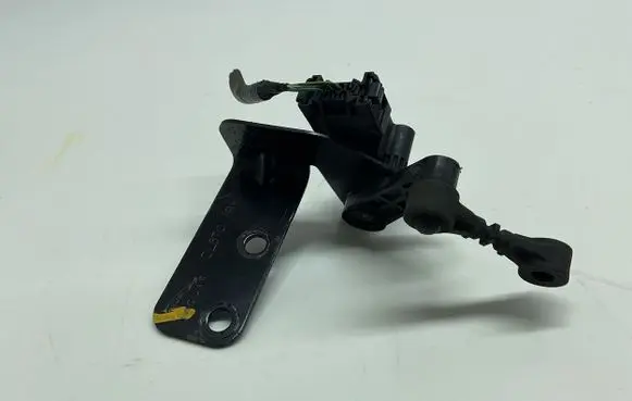 Jaguar F-Type Air suspension front height level sensor EX533C280AA
