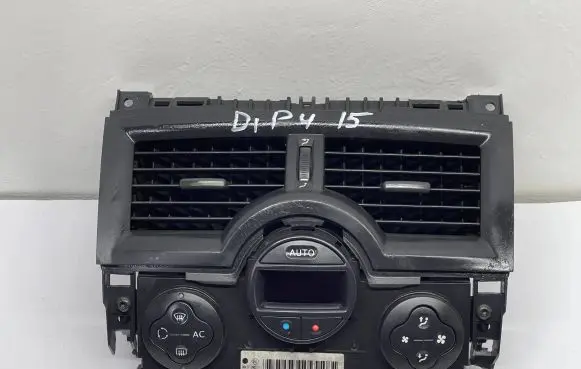 Renault Megane II Climate control unit 8200070752