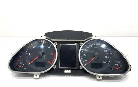 Audi A6 S6 C6 4F Speedometer (instrument cluster) 4F0920931B