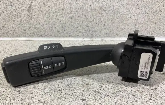 Volvo V60 Indicator stalk 31264162
