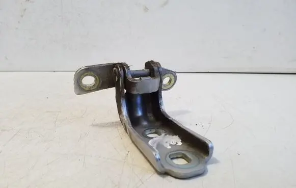 Opel Ampera Rear door lower hinge P12168