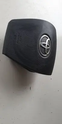 Toyota Prius (XW30) Steering wheel airbag
