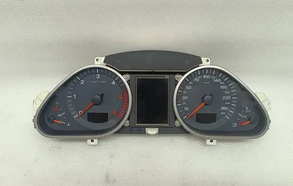 Audi A6 S6 C6 4F Speedometer (instrument cluster) 5550007301