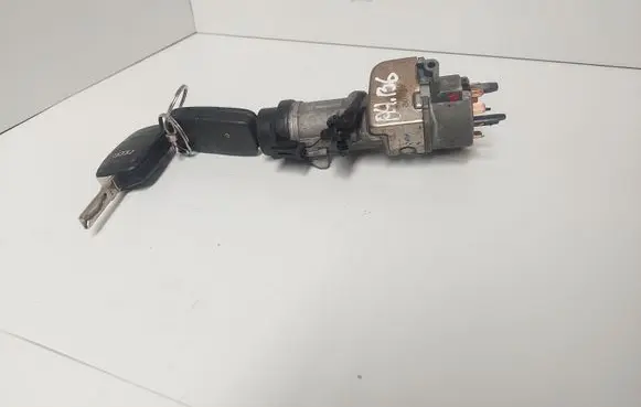 Audi A4 S4 B6 8E 8H Ignition lock 4B0905851G