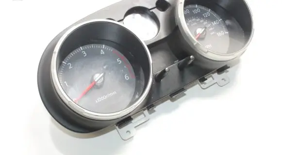 Nissan Qashqai Speedometer (instrument cluster) JD56E 18W2BQ2
