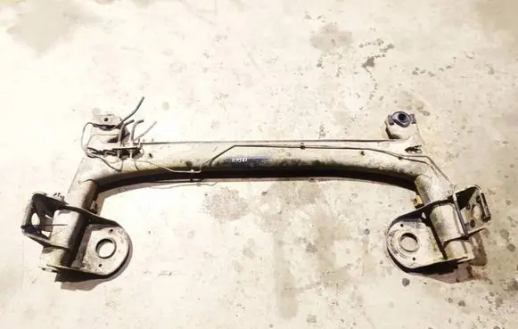 Renault Laguna II Rear subframe 