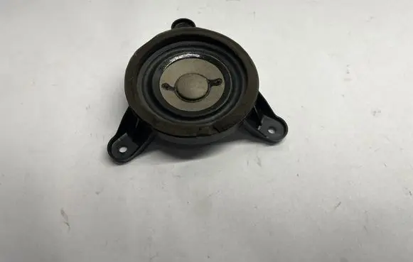 Audi A8 S8 D4 4H Front door speaker 4H0035397