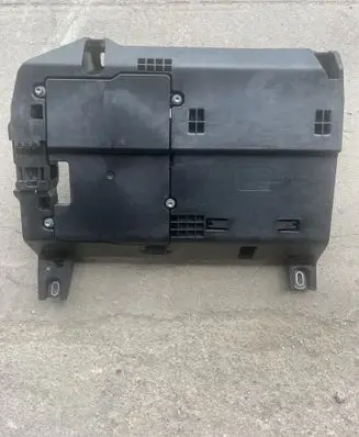 Mercedes-Benz EQB Fuse box set A2475402506