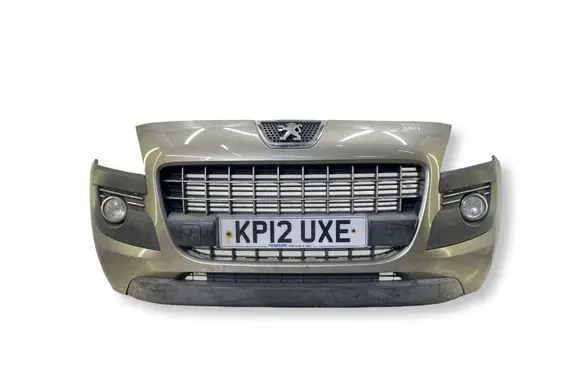 Peugeot 3008 I Front bumper