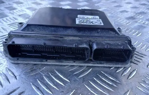 Mazda 3 III Engine control unit/module ECU P59G18881 E6T66375HZC