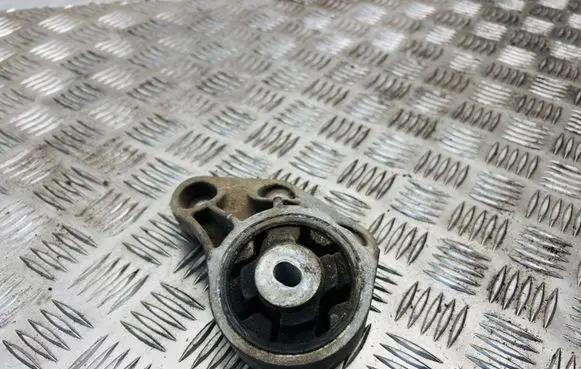 Audi A4 S4 B6 8E 8H Rear differential/diff mount bracket 8E0599125M