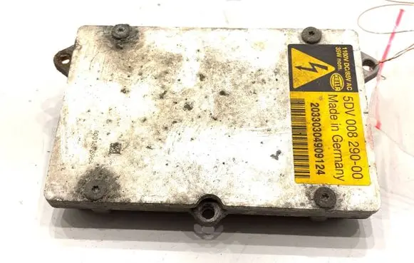 Mercedes-Benz E W211 Voltage converter/converter module 5DV008290