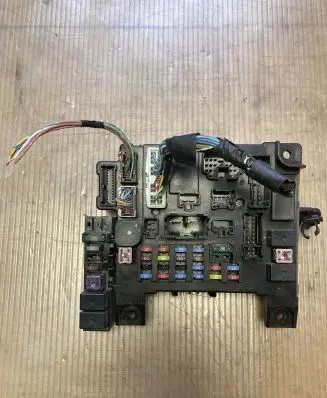 Mitsubishi Outlander Fuse box set 8637A643 7741073054 L86370013