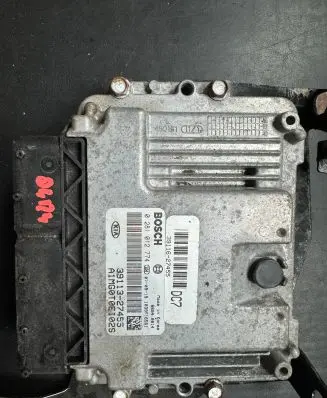 Hyundai Tucson JM Engine control unit/module 3911627455 3911327455 0281012774