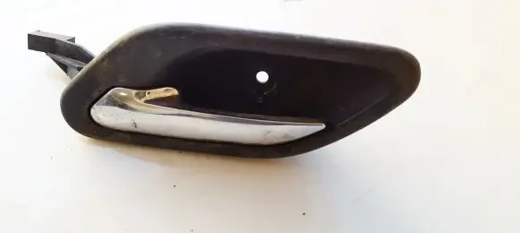 BMW 5 E39 Rear door interior handle 8226049