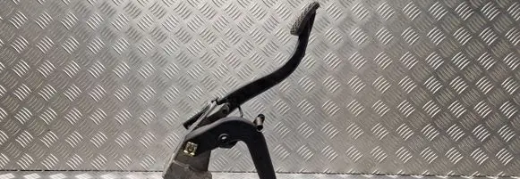 BMW 3 E46 Pedal assembly 1163863 35311163870 35111163863