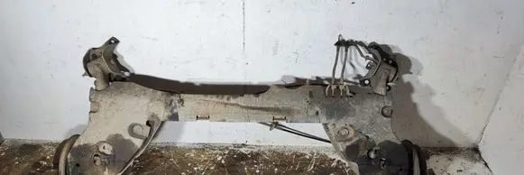 Renault Captur Rear axle beam 