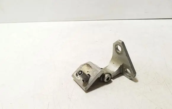 Volkswagen Golf Plus Front door upper hinge 1K0831402L