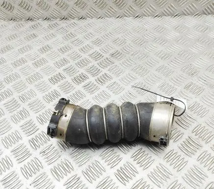 BMW 5 G30 G31 G38 Intercooler hose/pipe 8571024