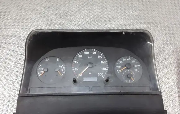 Volkswagen II LT Speedometer (instrument cluster)