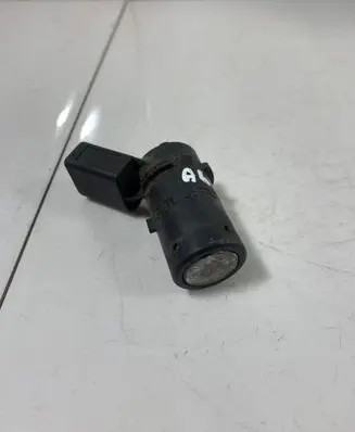 Audi A6 S6 C5 4B Parking PDC sensor 4B0919275F
