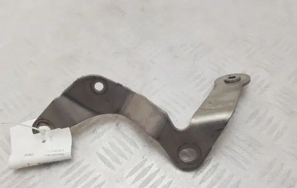 Mercedes-Benz E W238 Engine mounting bracket A2741420240