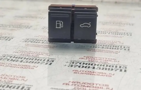 Volkswagen PASSAT B6 Fuel tank opening switch 3C0959903B