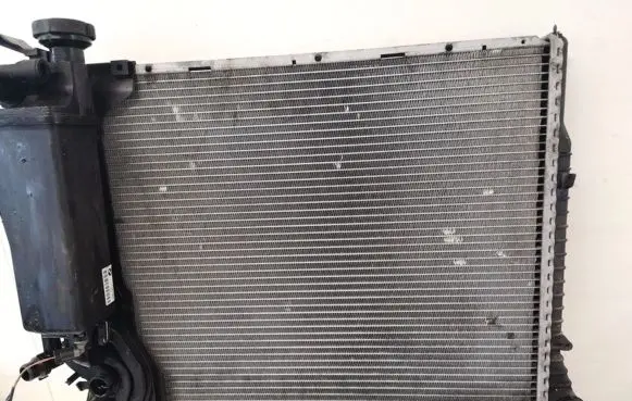 BMW X5 E53 Coolant radiator 1711777838712 17.11-7778387-12