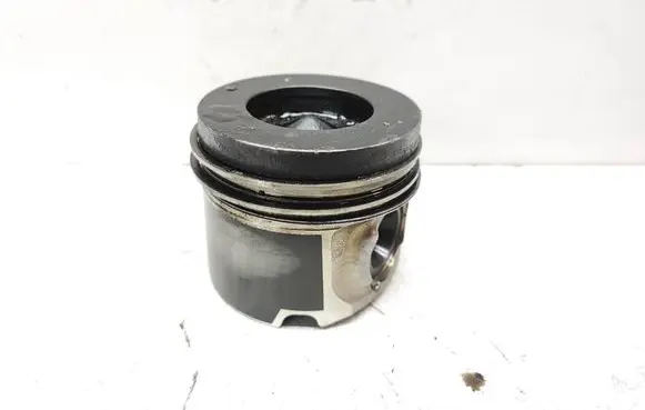 BMW 6 F12 F13 Piston 84L110