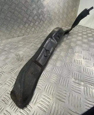 Audi A7 S7 4G Fender end trim 4G8821112a